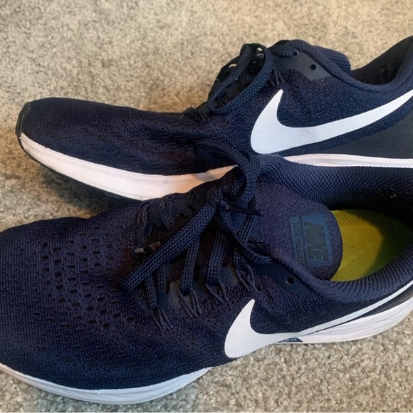 Nike Navy Blue Zoom 35. Athletic Shoes, Women’s Size 9 - Picture 3 of 4